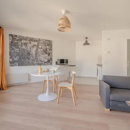 Le Versaillais - Petfriendly * Versailles